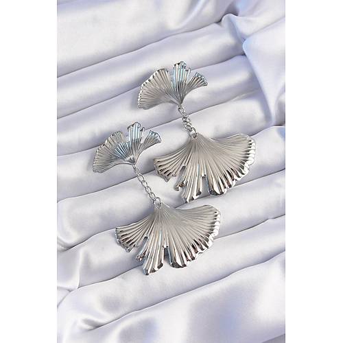 Pirin� G�m�� Renk T�rt�kl� Yaprak Model Sallant�l� K�pe