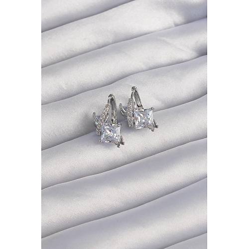 Pirin� G�m�� Renk �ri Zirkon Ta�l� K�vr�ml� Minimal Kelebekli Halka K�pe