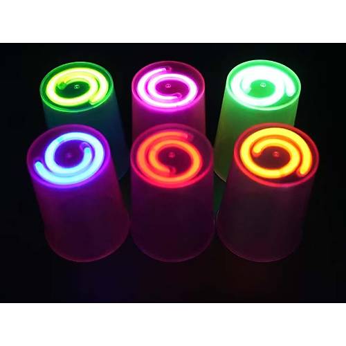 Karanl�kta Yanan Gece I���� Mega Glow Bardaklar 8 Adet 8.5 x 10.5 cm
