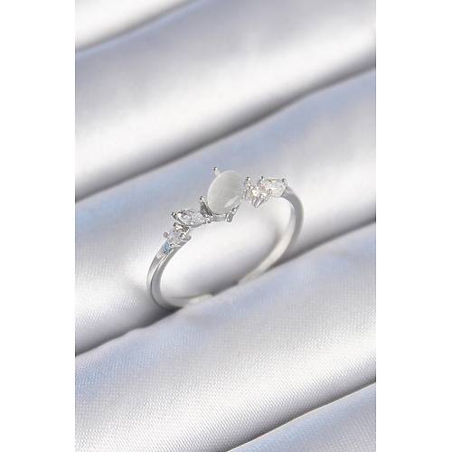 Pirin� G�m�� Renk Zirkon Ta�l� Oval Beyaz Mineli Kad�n Y�z�k