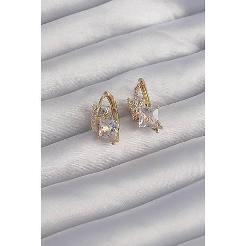 Pirin� Gold Renk �ri Zirkon Ta�l� K�vr�ml� Minimal Kelebekli Halka K�pe