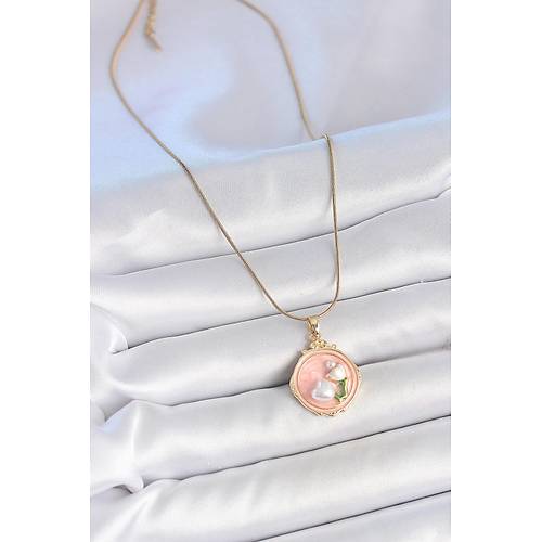 316L �elik Gold Renk Zincir Pembe Mineli �ncili �i�ek ��lemeli Portre Model Kad�n Kolye