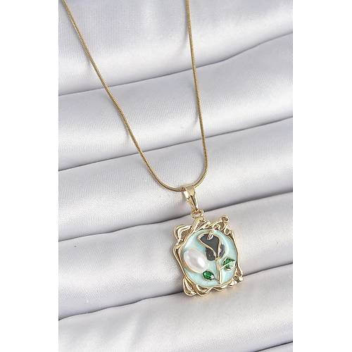 316L �elik Gold Renk Zincir Mavi Mineli �i�ek ��lemeli �nci Detay Portre Model Kad�n Kolye