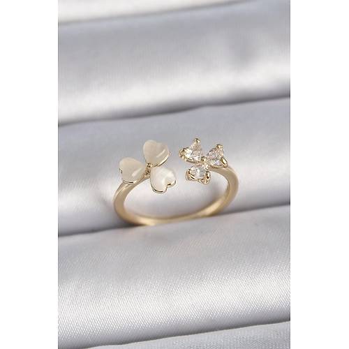 Pirin� Gold Renk Ayarlanabilir Zirkon Ta�l� Kalp Beyaz Mineli Model Kad�n Y�z�k