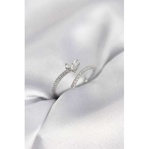 G�m�� Renk Zirkon Ta�l� Kuyruklu Kalp Model Kad�n Y�z�k