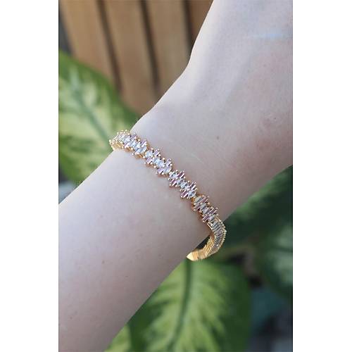 Vip Seri Pirin� Pembe Zirkon Ta�l� Gold Renk Baget Model Bileklik