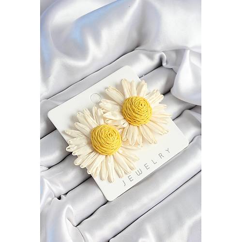 Papatya Model Beyaz Ve Sar� Renk Kad�n K�pe