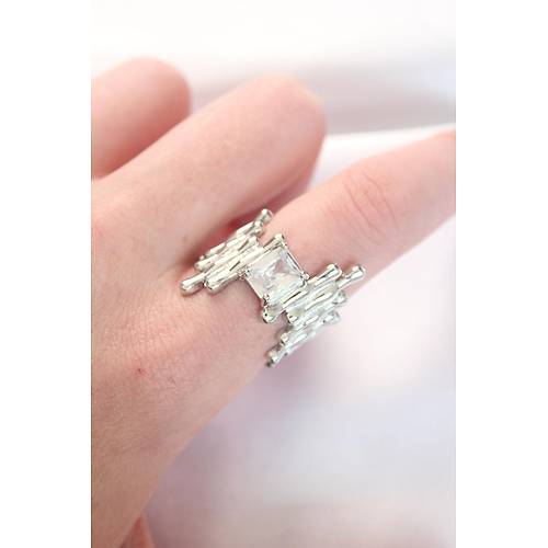 Silver Renk T�rt�kl� Kal�n Baget Ta� Tasar�m Ayarlanabilir Y�z�k