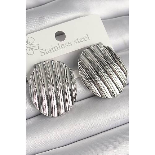 Pirin� G�m�� Renk Sallant� ��lemeli Daire Plaka Model Kad�n K�pe