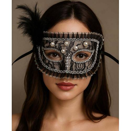 Siyah Renk Yandan T�yl� �nci ��lemeli Ta�l� Dantelli Parti Maskesi 17x12 cm
