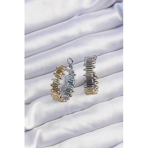 Pirin� Gold G�m�� Renkli T�rt�kl� Halka K�pe