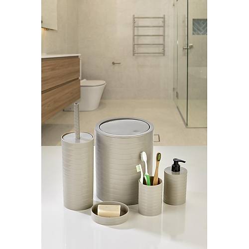 5 Par�a Yatay �izgili Krem Banyo Tak�m�