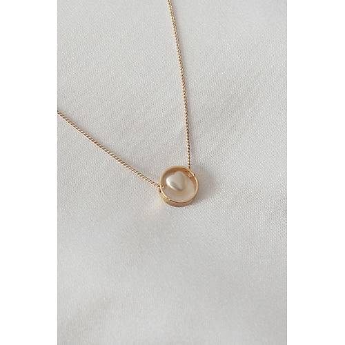 Gold Renk Minimal Kalp Fig�r Kad�n Kolye