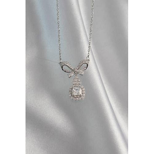 316L �elik G�m�� Renk Fiyonk Detay Zirkon Ta�l� Tekta� Kolye