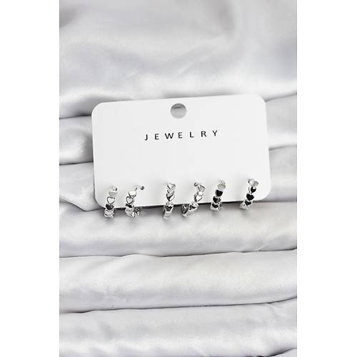 G�m�� Renk Pirin� Minimal Kalp Detayl� Kad�n K�pe Seti