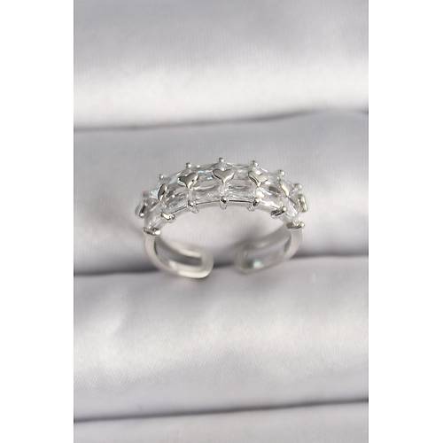 Pirin� G�m�� Renk Zirkon Ta�l� Ayarlanabilir Y�z�k