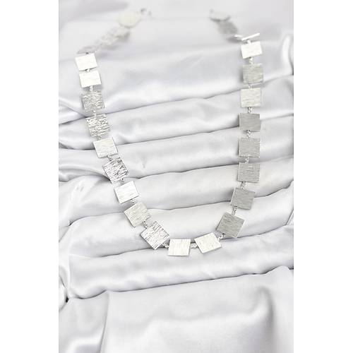 Kare Plaka Model G�m�� Renk Kad�n Kolye