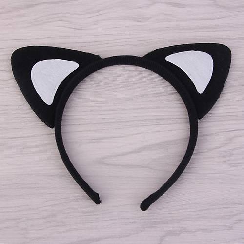 Kedi Kulak Ta� Siyah ��i Beyaz Renk Pofuduk 15X17 cm