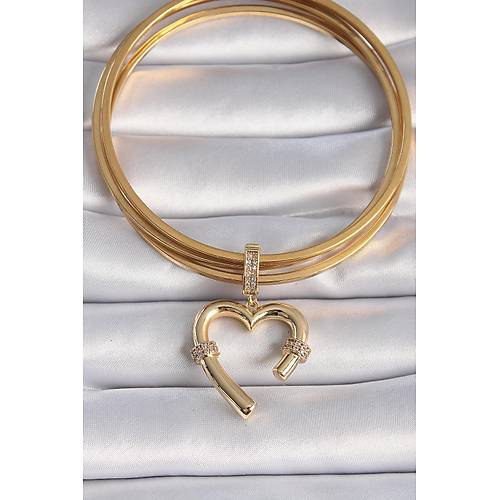 Pirin� Gold Renk Zirkon Ta� Detayl� Kalp Fig�r Ajda Charm