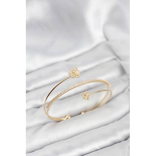 Yonca �i�ek Model Pirin� Gold Renk Kad�n Bileklik