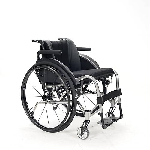 G760 Katlan�r Aktif Tekerlekli Sandalye