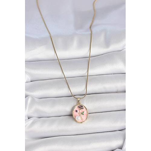 316L �elik Gold Renk Zincir Pembe �i�ek ��lemeli �nci Detay Portre Model Kad�n Kolye