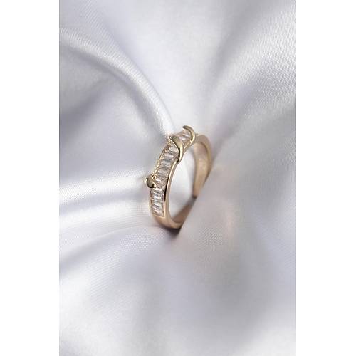 Pirin� Gold Renk Su Yolu Zirkon Ta�l� Model Kad�n Y�z�k