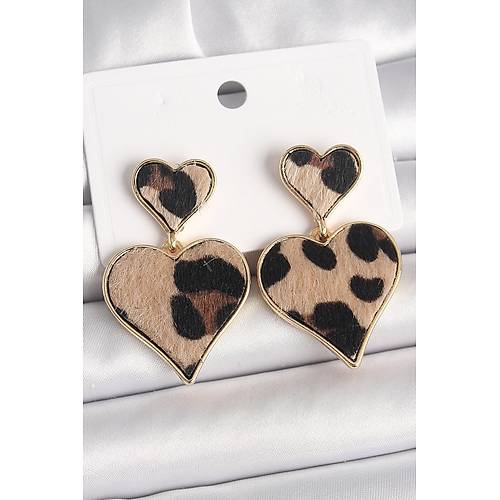 Pirin� Gold Renk Sallant� Leopar Kalp Model Kad�n K�pe