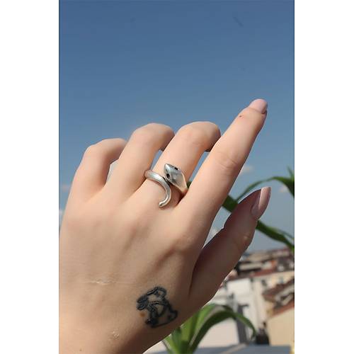 Metal Y�lan Fig�rl� Ayarlamal� Antik Y�z�k