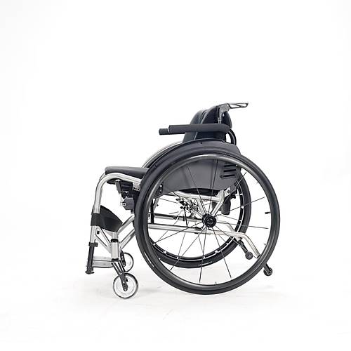 G760 Katlan�r Aktif Tekerlekli Sandalye