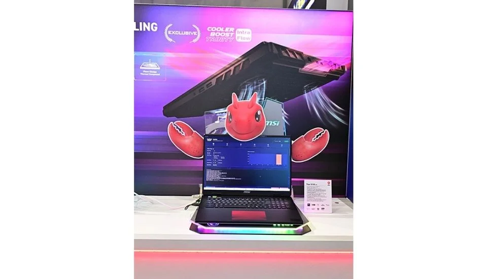 MSI Prestige 14 Flip AI+ laptop