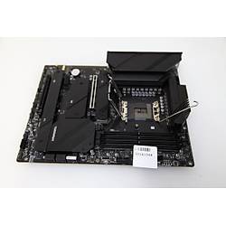 MSI MAG Z790 TOMAHAWK WIFI DDR5 7200 MHz (OC) M.2x4 USB 3.2 HDMI DP Wi-Fi 6E ATX (Outlet - Te�hir / Pin Hasarl�)