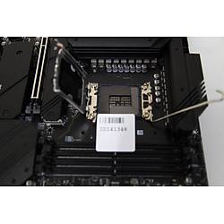 MSI MAG Z790 TOMAHAWK WIFI DDR5 7200 MHz (OC) M.2x4 USB 3.2 HDMI DP Wi-Fi 6E ATX (Outlet - Te�hir / Pin Hasarl�)