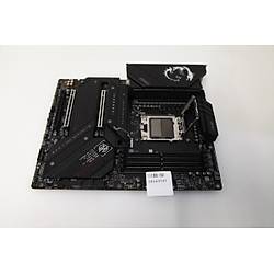 MSI MPG X670E CARBON WIFI DDR5 7800 MHz (OC) M.2x4 USB 3.2 HDMI DP Wi-Fi 6E RGB ATX (Outlet - Te�hir / Pin Hasarl�)