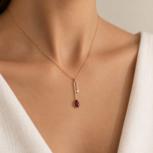 Rouge Line Necklace