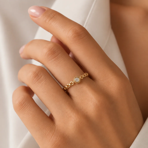 Lia Solitaire Ring