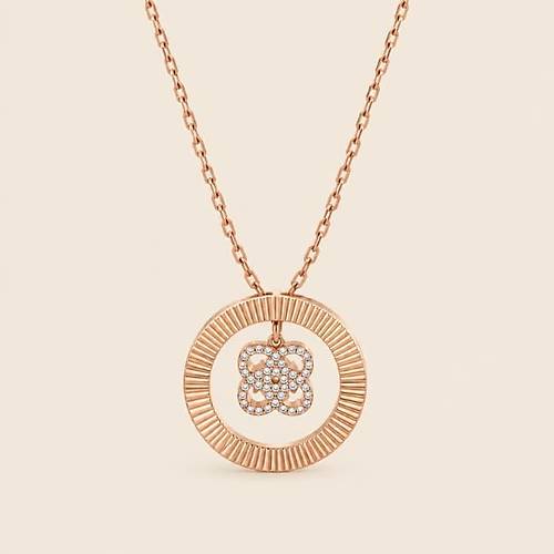 Halo Clover Diamond Necklace