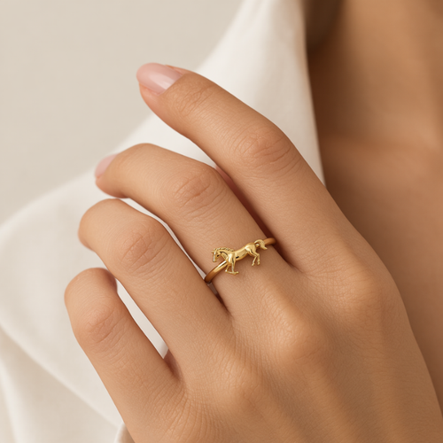 Horsey Ring