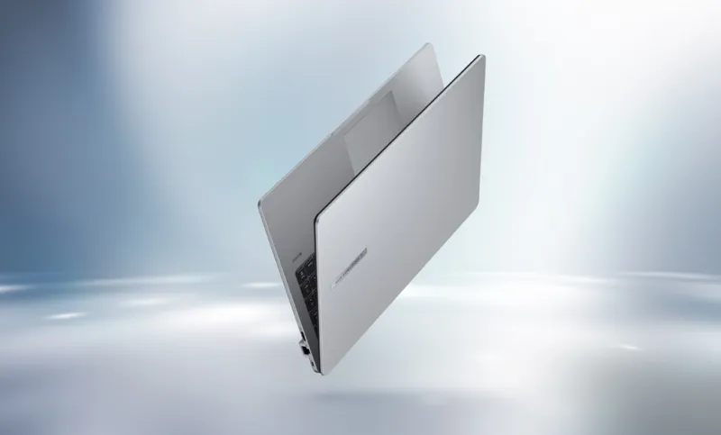 ASUS ExpertBook P1 USB Type-C ve HDMI ba�lant� noktalar�
