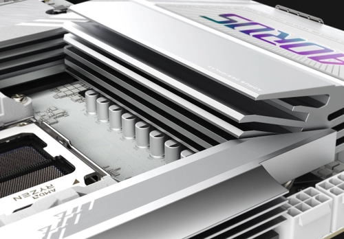 Gigabyte X870E AORUS Elite WiFi7 ICE VRM Termal Z�rh Kanat��klar� Geni� Y�zeyli Is� Da��t�c�