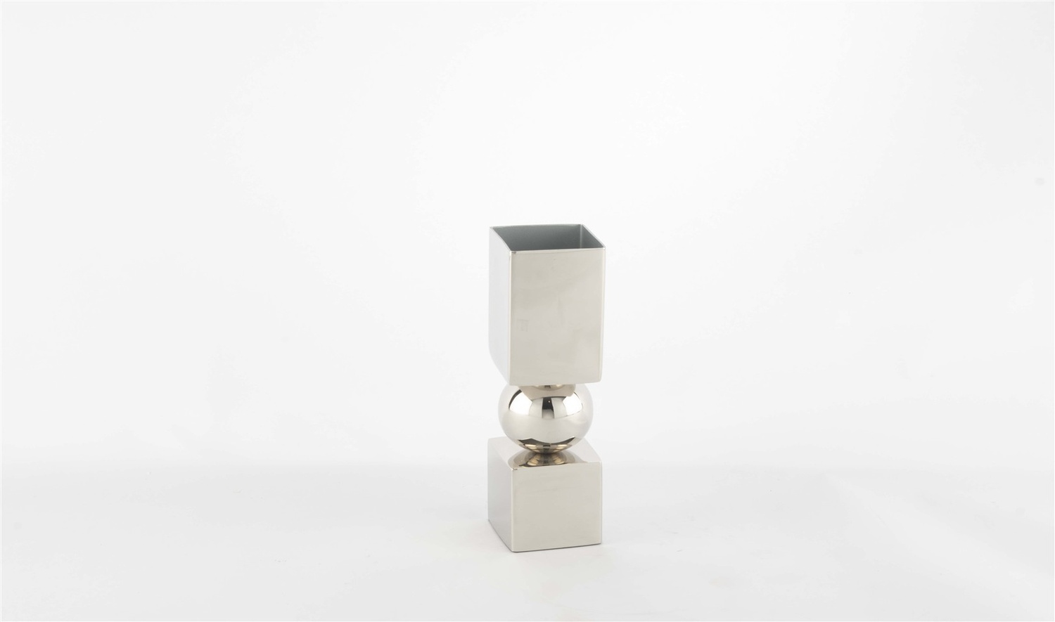Metal Gövdeli Kübik Tabanlı Vazo 5x19cm