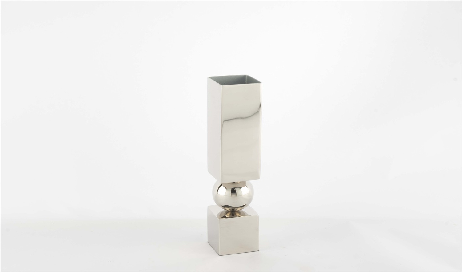 Metal Gövdeli Kübik Tabanlı Vazo 5x24cm