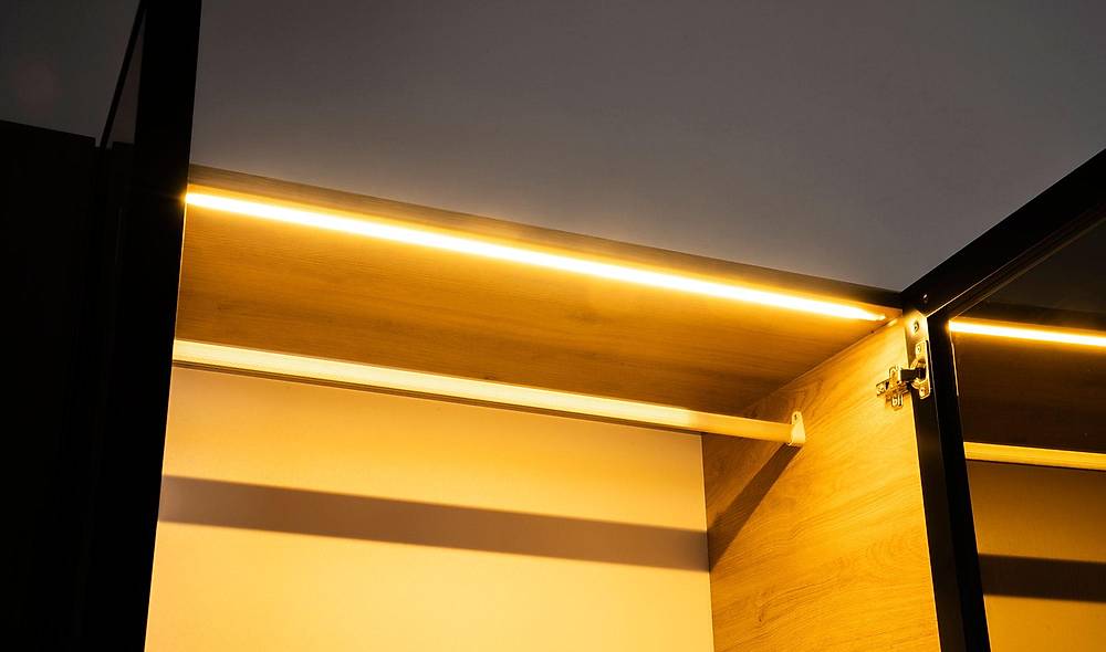 Destina 4 Kap�l� Gardrop