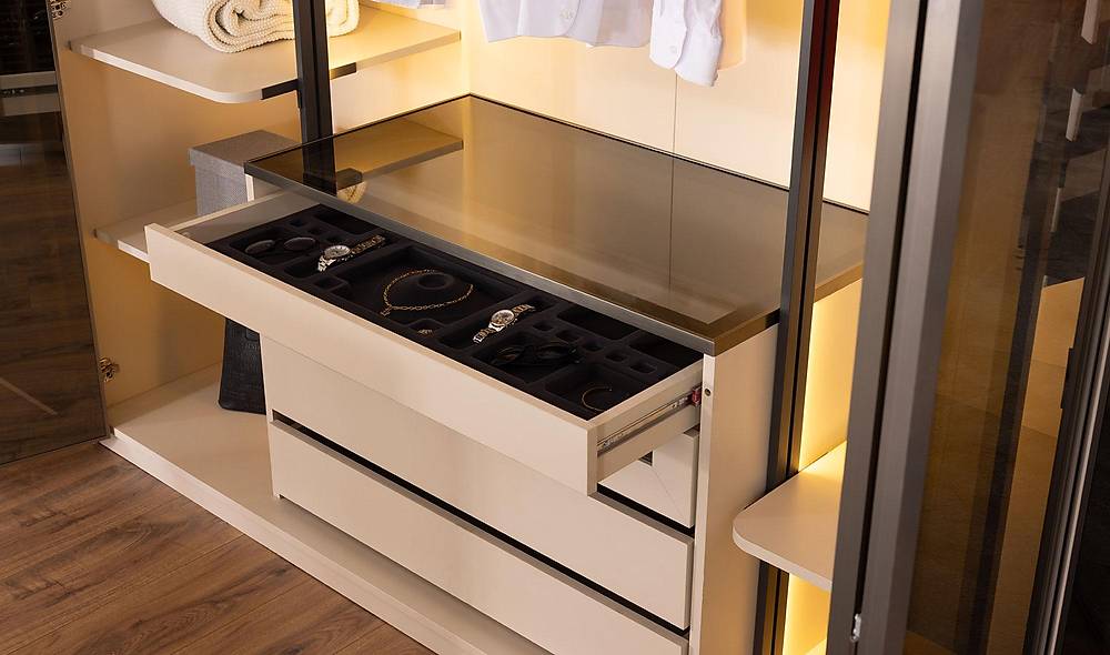 Velarix Gardrop - K��e Dolapl�