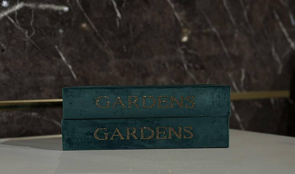 Floral Gardens Kitap Kutusu - 1 Adet