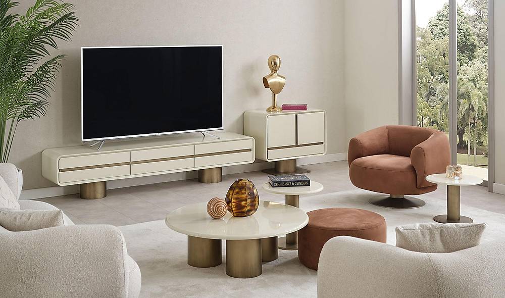 Adora Tv nitesi