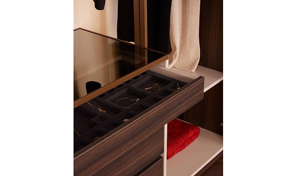 Rudessa Gardrop - K��e Dolapl�