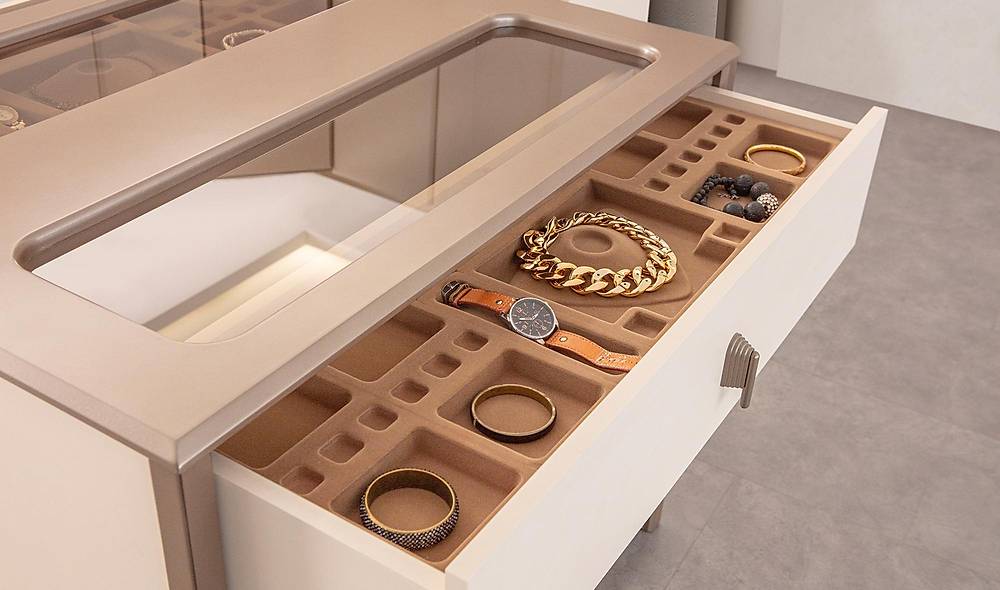 Lacy Bazal� Yatak Odas�