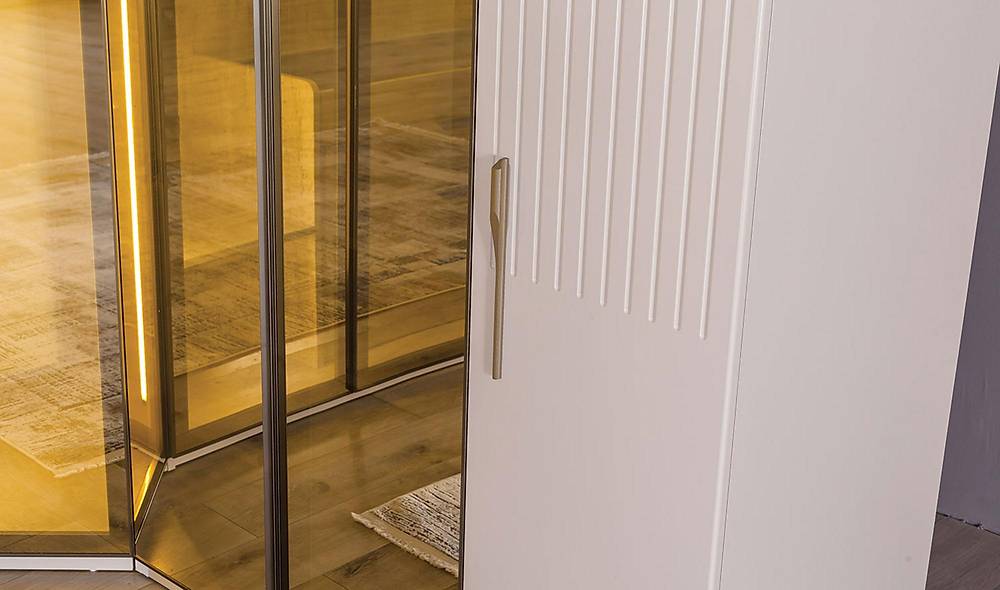 Avrasya Gardrop - K��e Dolapl�