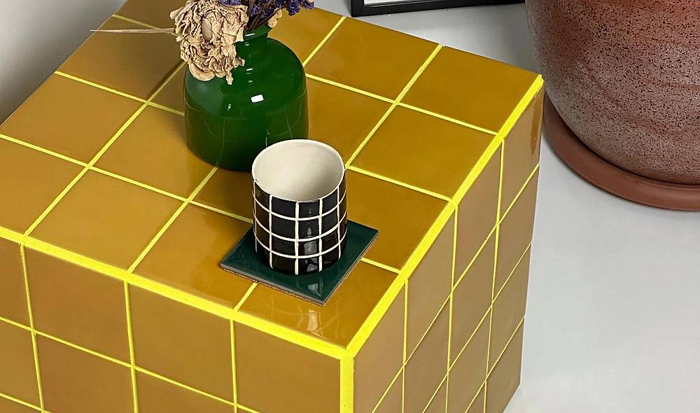 Box Yan Sehpa